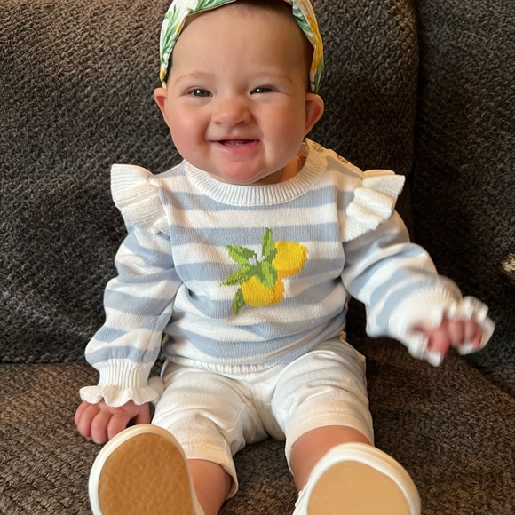 Meet your Posher, Darby - Picture 3 of 15